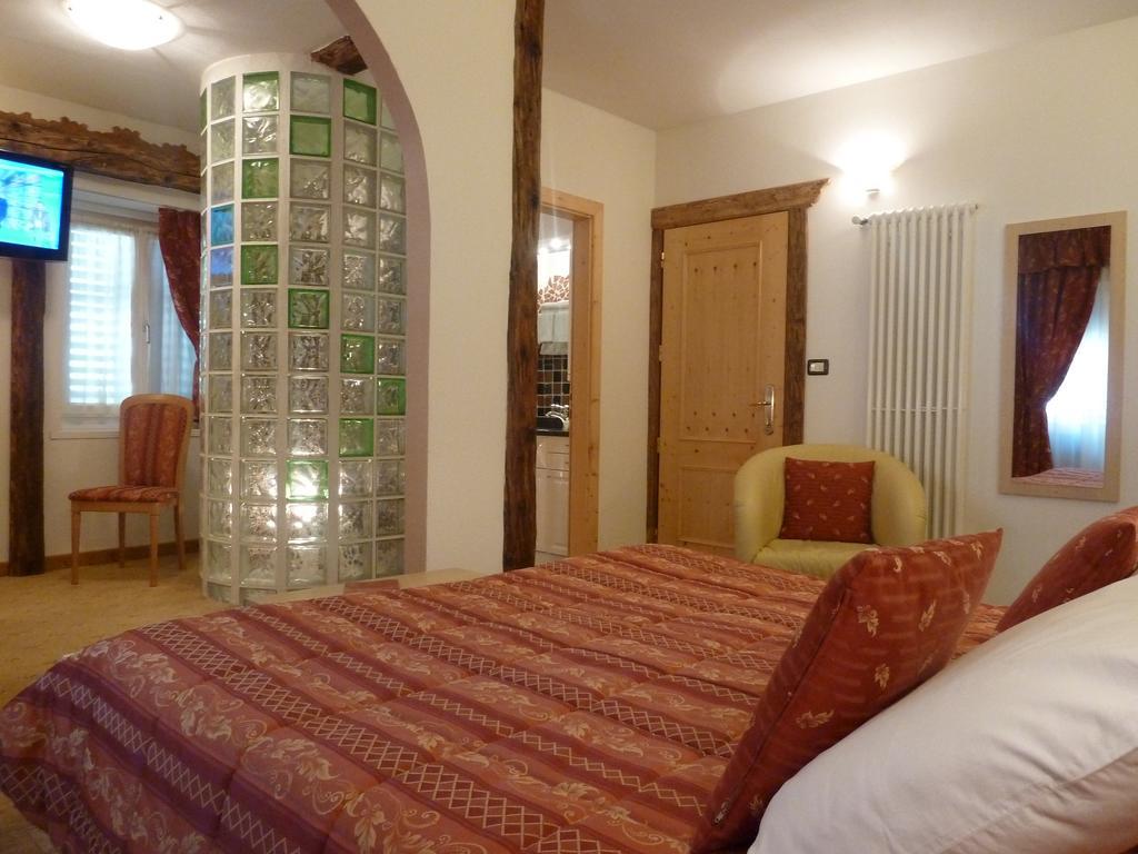 Hotel Ancora Castello–Molina di Fiemme Szoba fotó