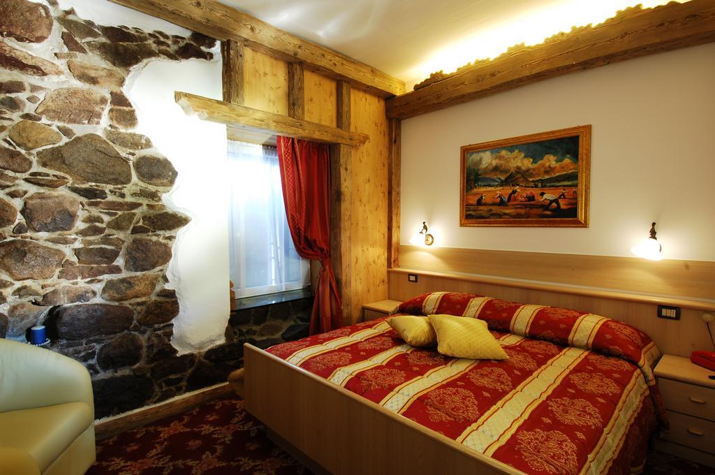 Hotel Ancora Castello–Molina di Fiemme Kültér fotó