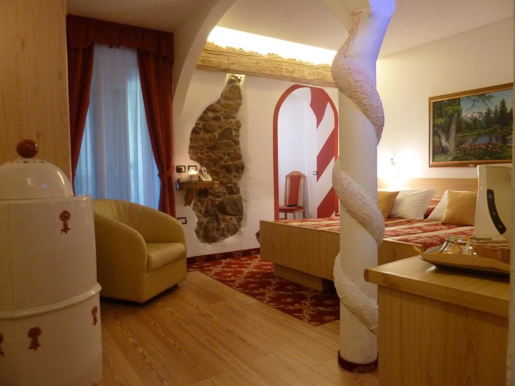 Hotel Ancora Castello–Molina di Fiemme Szoba fotó