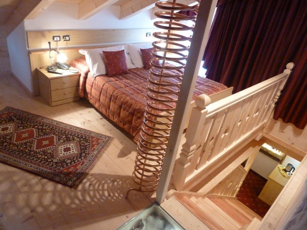 Hotel Ancora Castello–Molina di Fiemme Kültér fotó