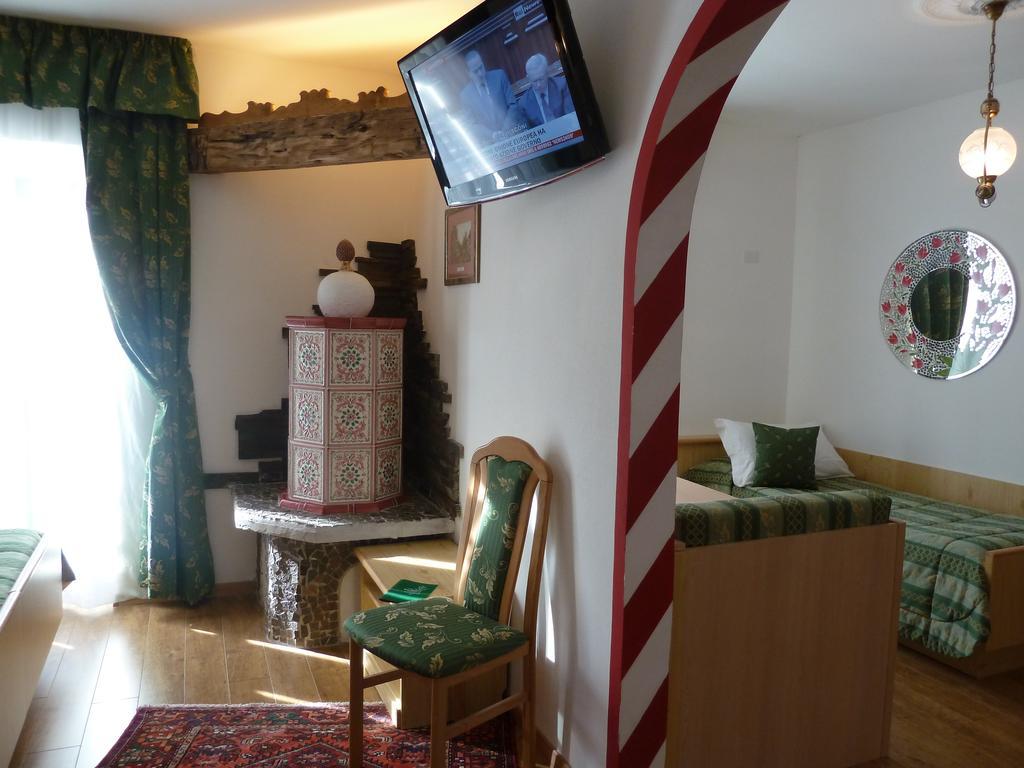 Hotel Ancora Castello–Molina di Fiemme Kültér fotó