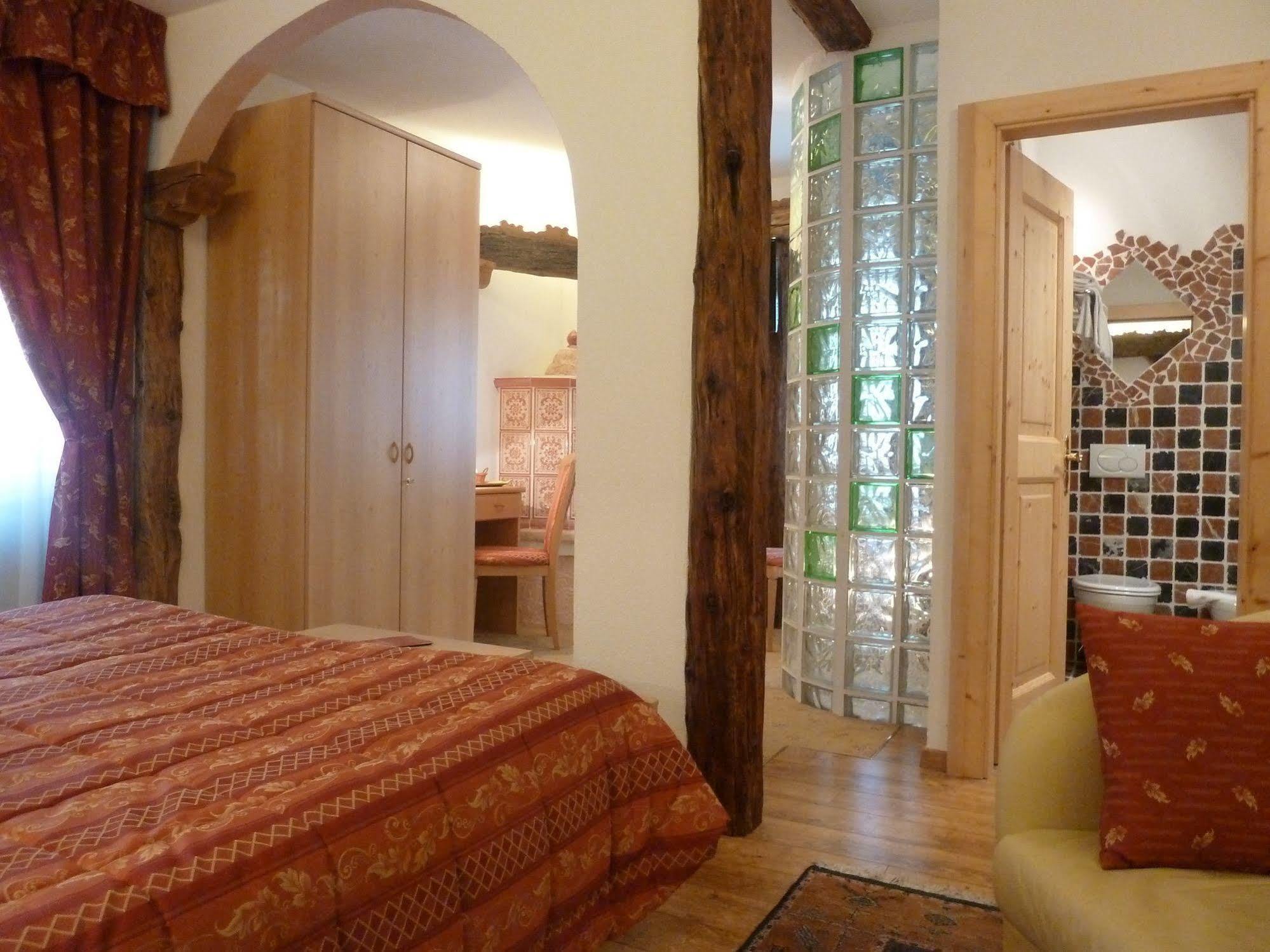 Hotel Ancora Castello–Molina di Fiemme Kültér fotó